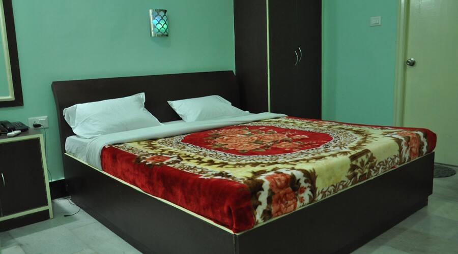 TG Rooms Cantonment, Varanasi 3